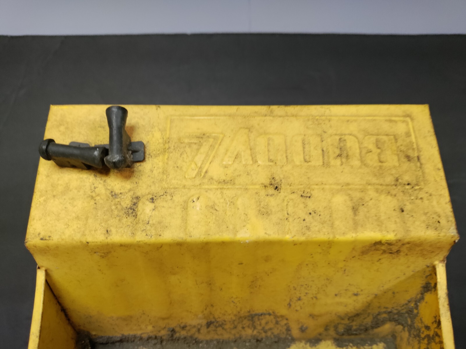 Vintage Buddy L Big Bruiser Construction Dump Truck Pressed Steel.