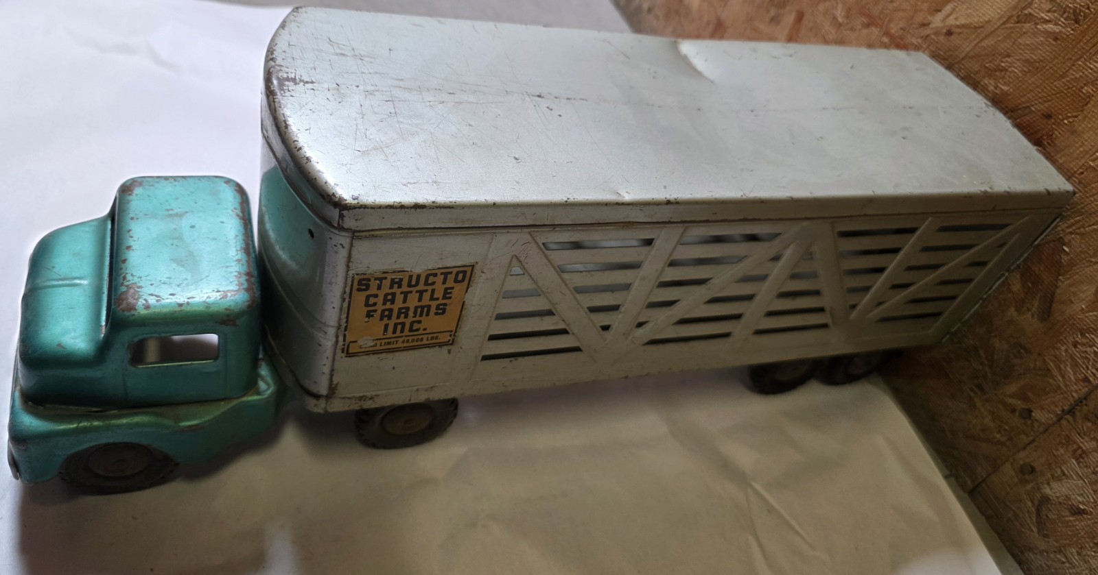 Orig 1950s STRUCTO Pressed Steel CATTLE LIVESTOCK TRACTOR TRAILER Toy TRUCK