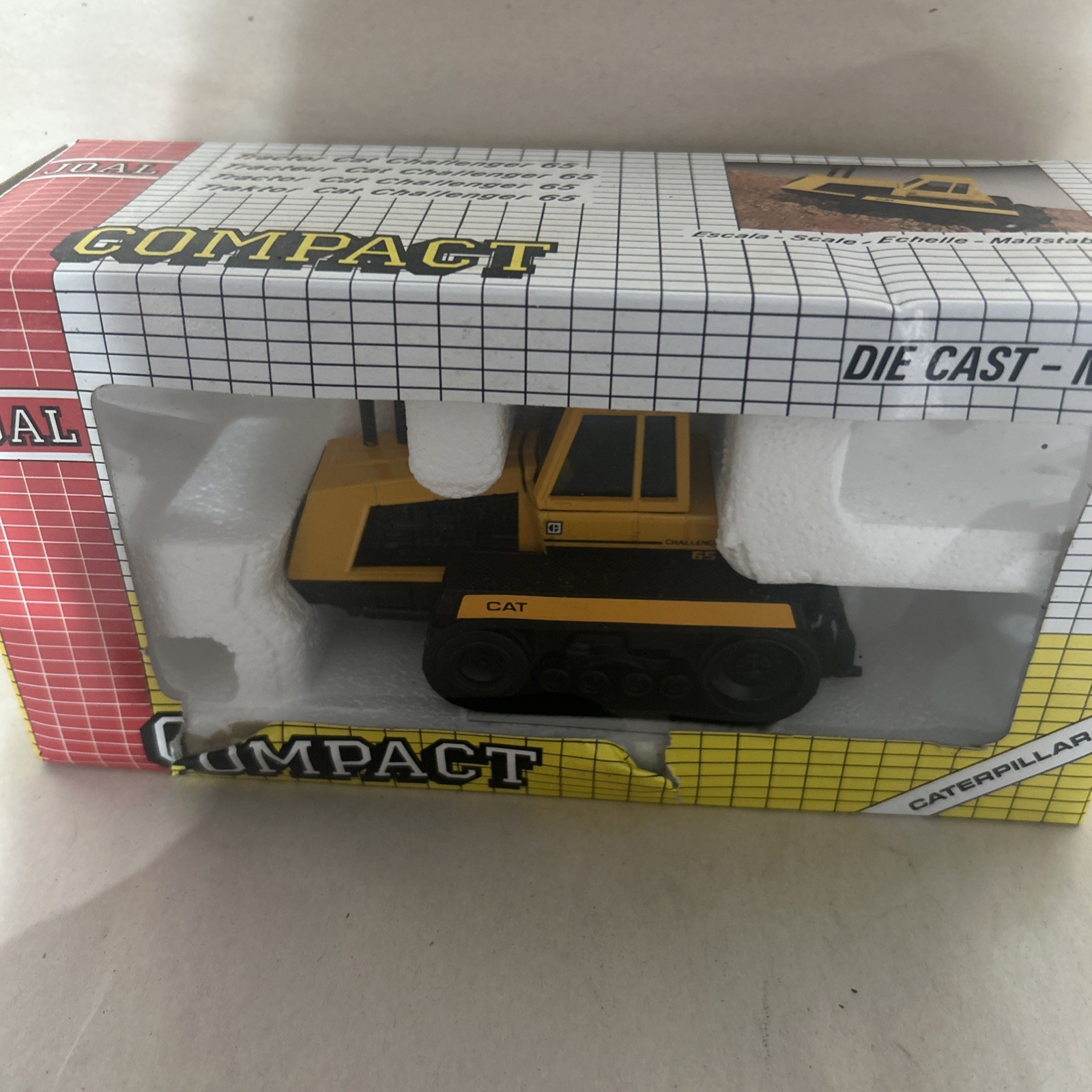 Caterpillar Cat 65 Challenger Joal 1:50 Scale Diecast Model #233 New box11