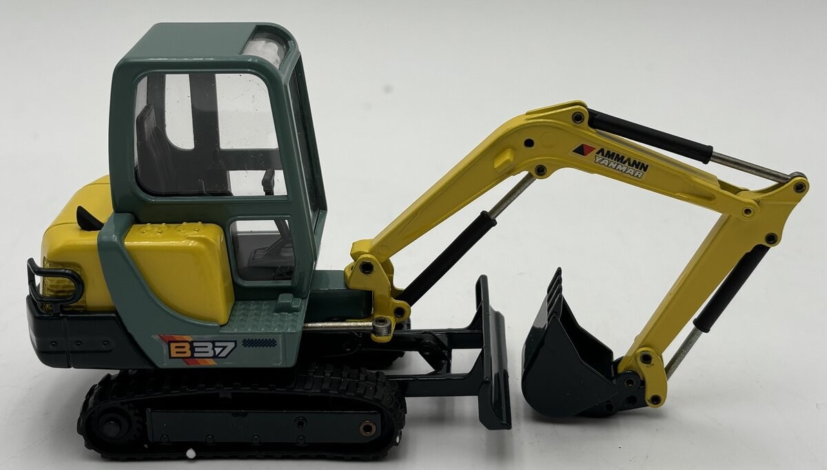 Joal 193 1:32 Ammann Yanmar B37 Compact Mini Excavator LN/Box