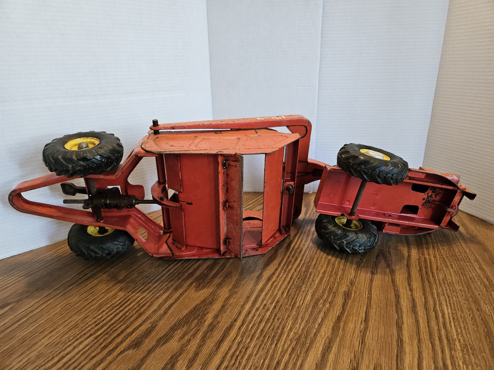 Vintage 1950’s Doepke Heiliner 28″ Pressed Steel Earth Mover Road Scraper Grader