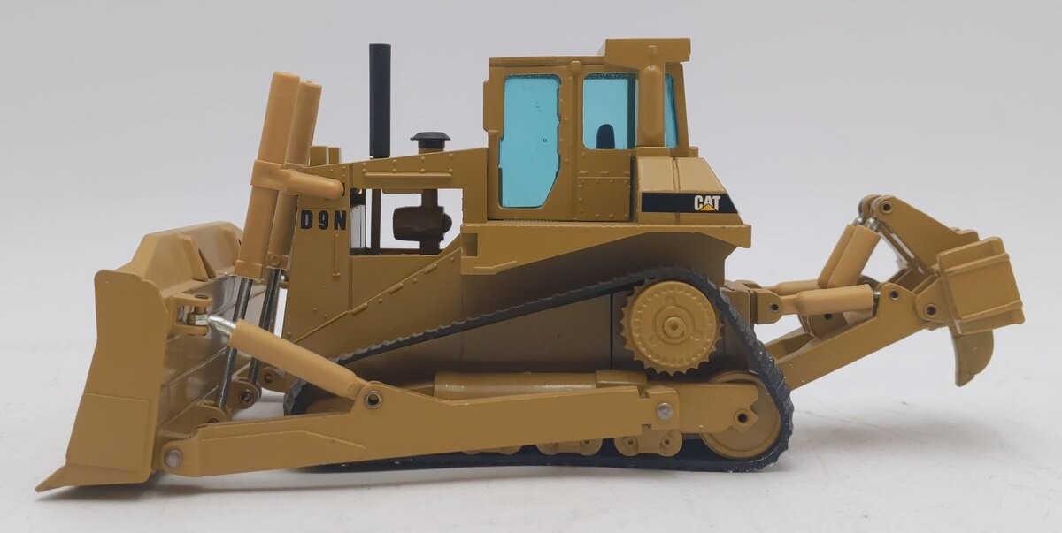 NZG 298 1:50 Scale Diecast Caterpillar D9N Track-Type Tractor EX/Box