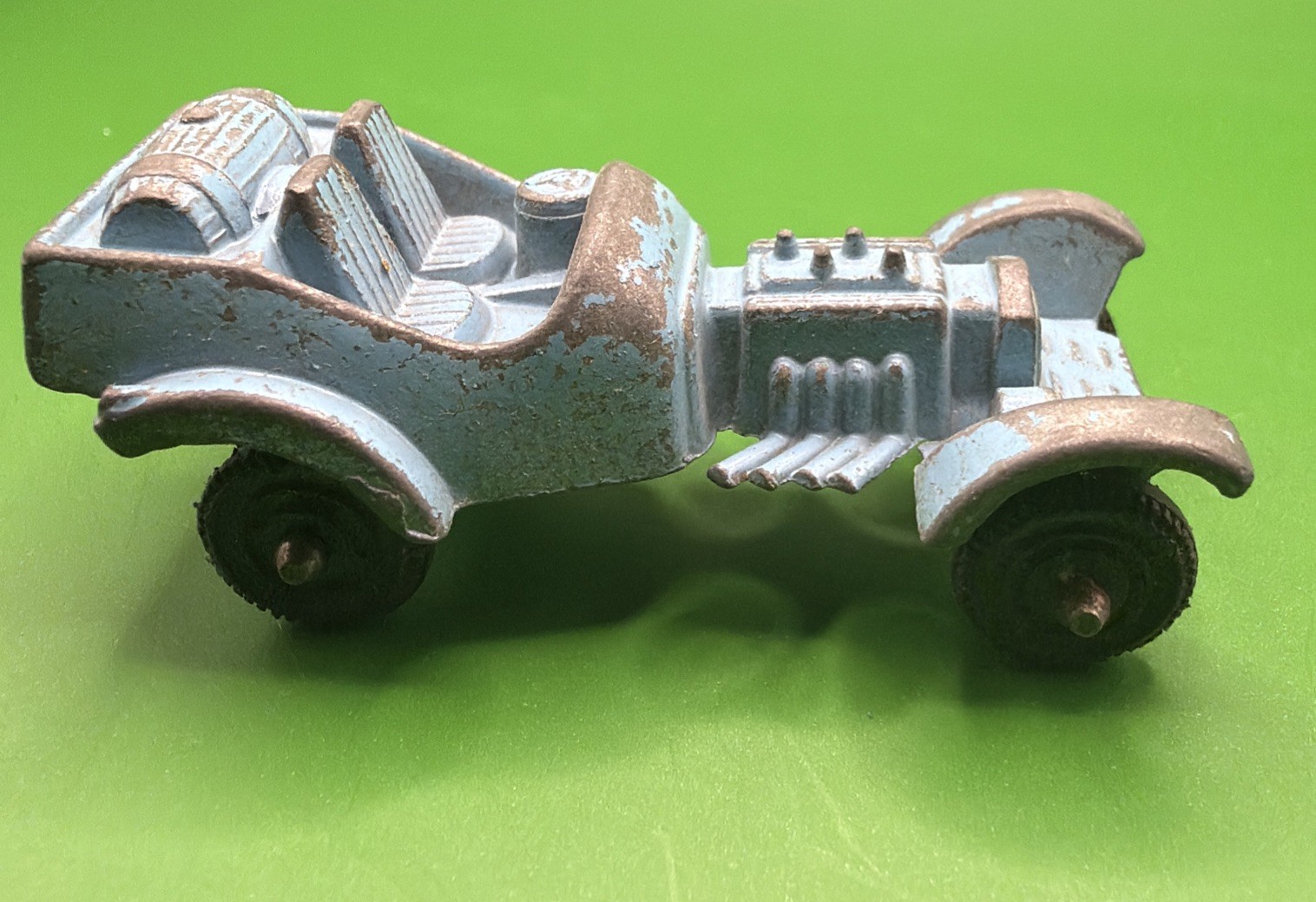 VINTAGE TOOTSIE TOY USA – FORD V8 RAT ROD with BARREL TANK – SKY BLUE CHICAGO IL