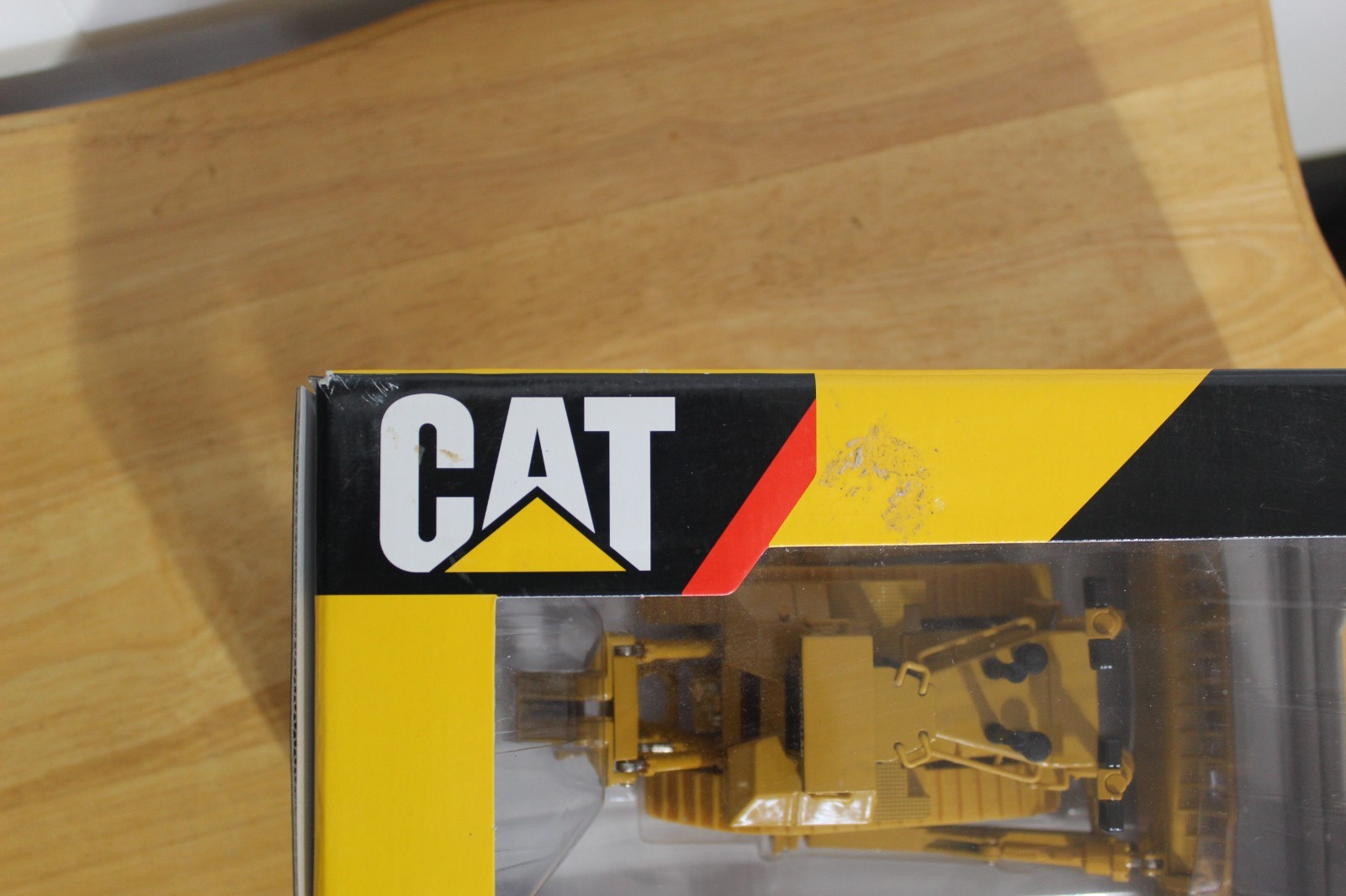 Caterpillar CAT Diecast D11R Dozer w/ Ripper 1:50 Scale Norscot Group