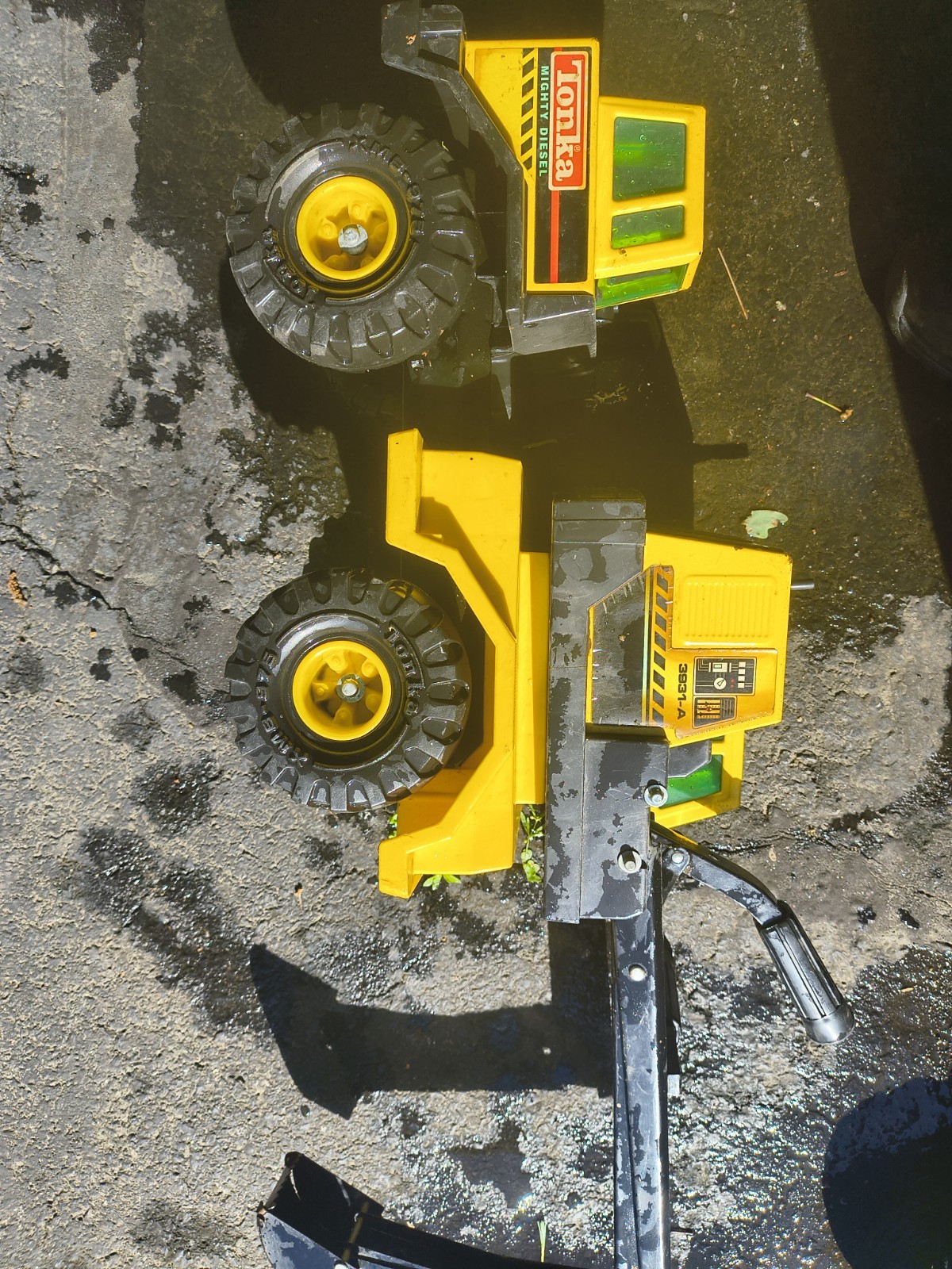 Tonka Mighty Diesel Excavator Backhoe Steel Truck Load 1210