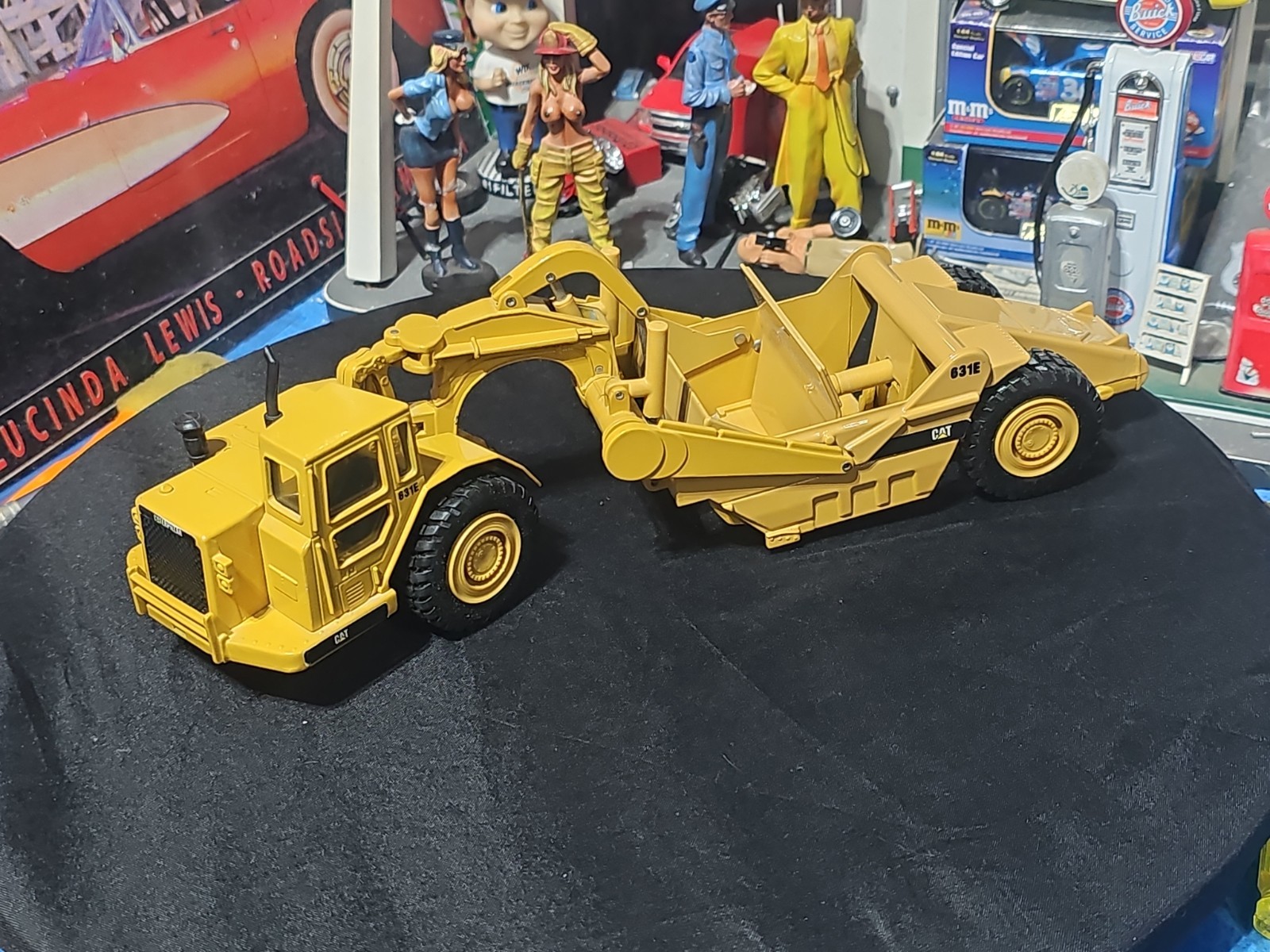 Vintage ERTL 1/50 Caterpillar Wheel Tractor SCRAPER Diecast Metal CAT 631E