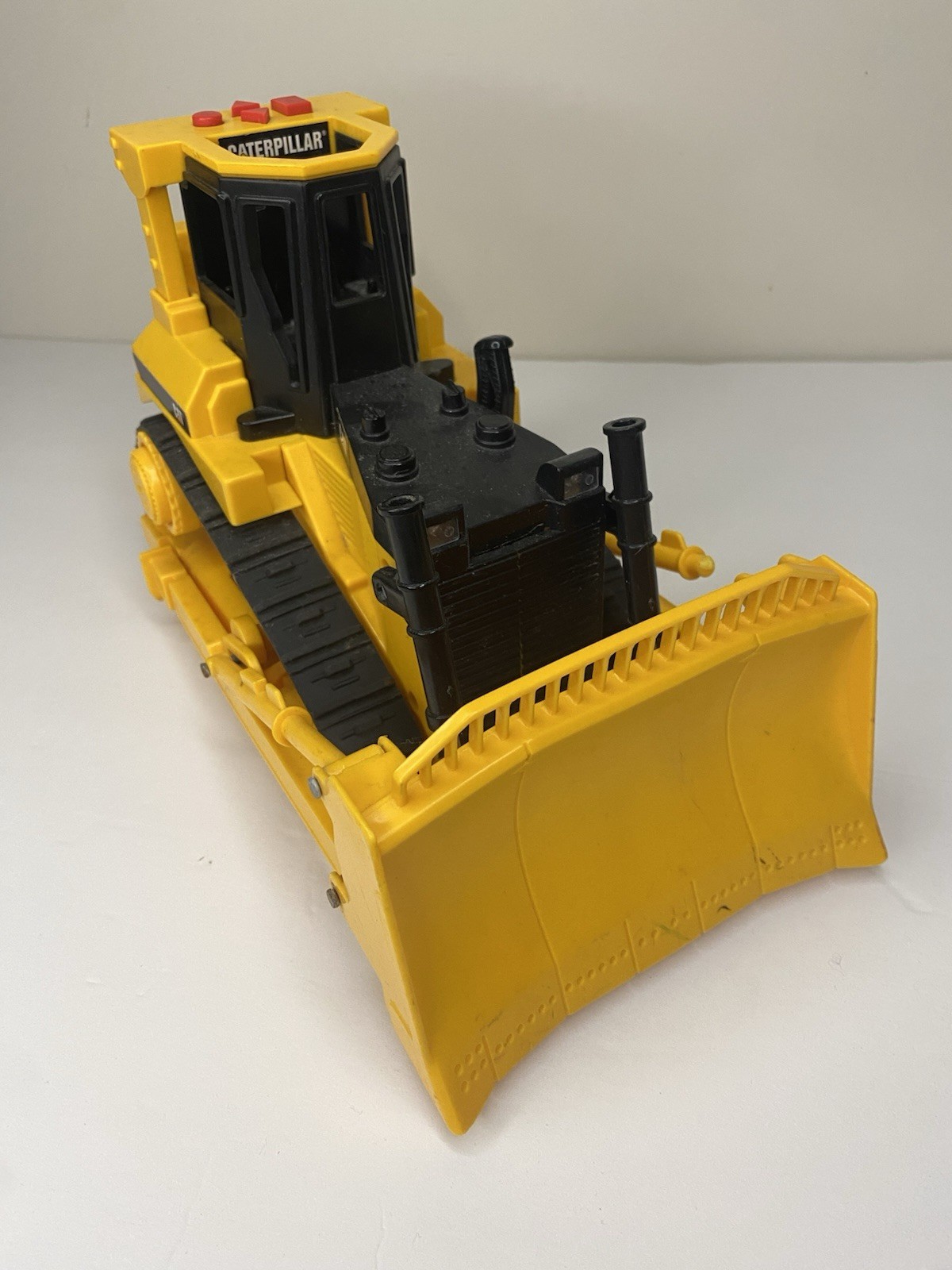 *TOY STATE CATERPILLAR/BULLDOZER* Workingsounds/movesbackforth/YELLOW CAT