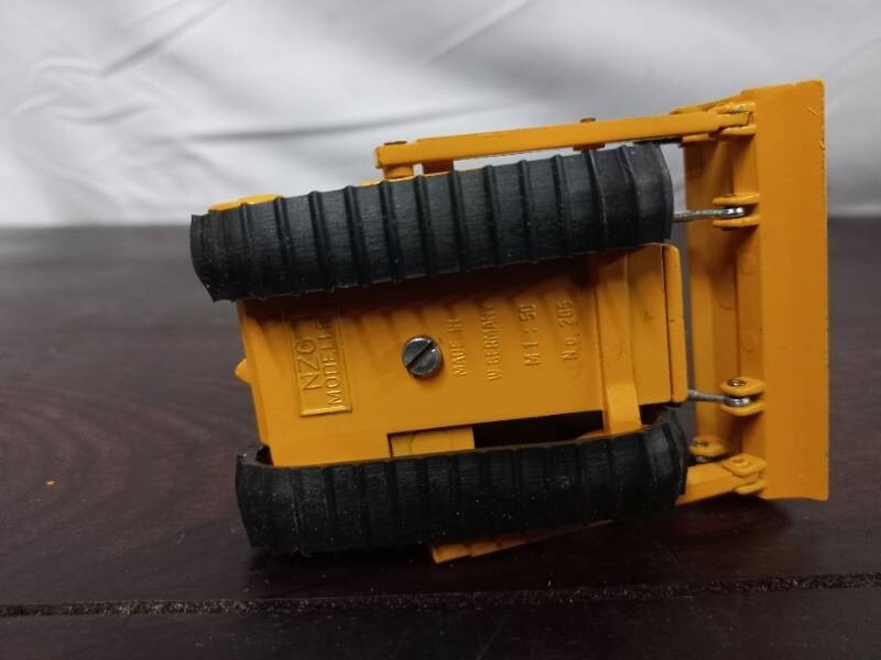 VTG Caterpillar D4E Track-Type Tractor, NZG 1:50 Made in West Germany w/box