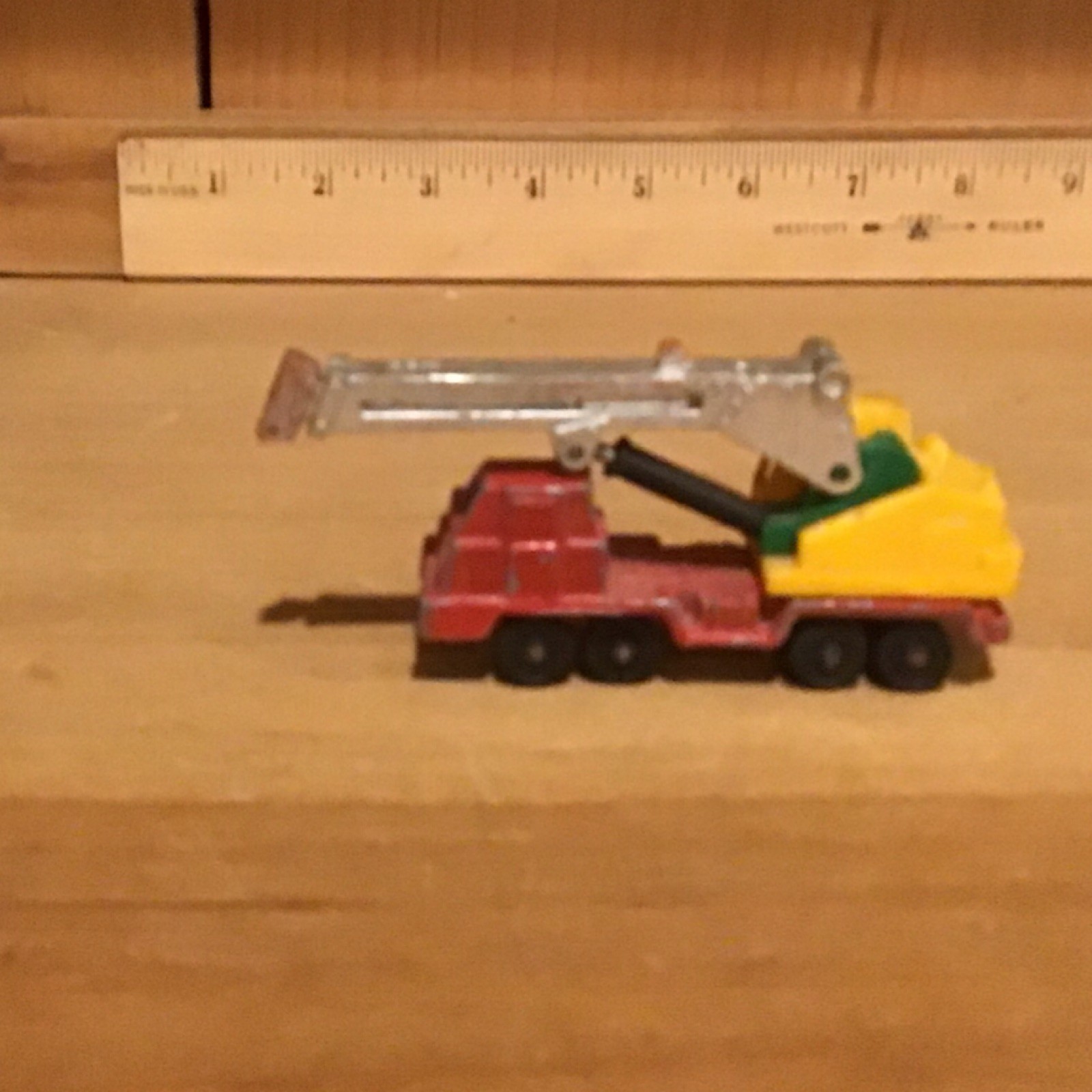 Matchbox Diecast Crane Truck Vehicle – Red Yellow Silver Black Green