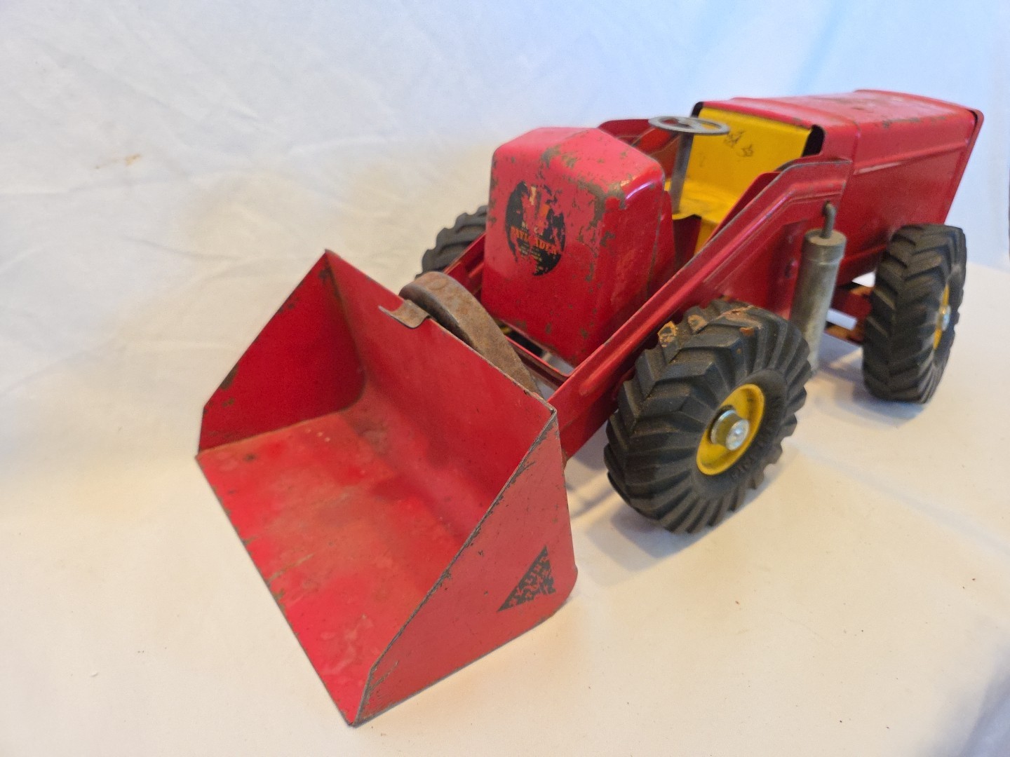 Vintage 1950’s Pressed Steel Nylint Hough Payloader Construction Toy Nice Cond.