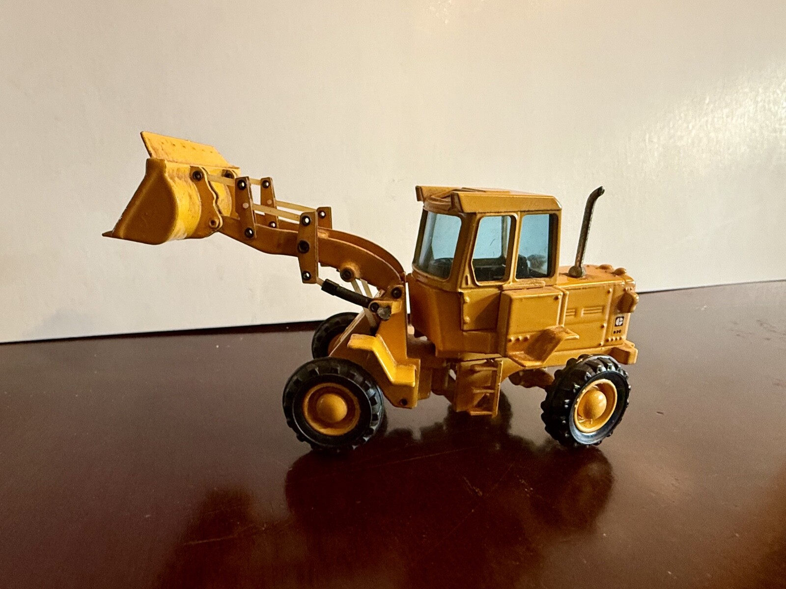 JOAL Die Cast, No. 214, Caterpillar, Wheel Loader 920