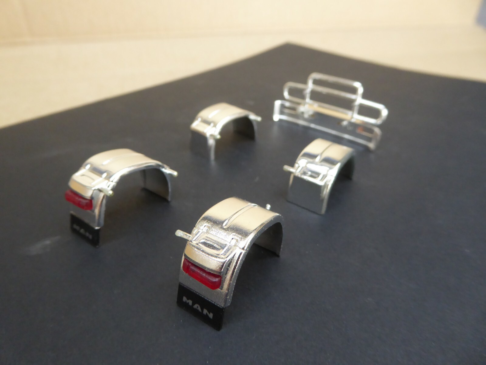 Conrad Chrome Bumpers & Fenders MAN TGA 1/50 Truck Truck Truck
