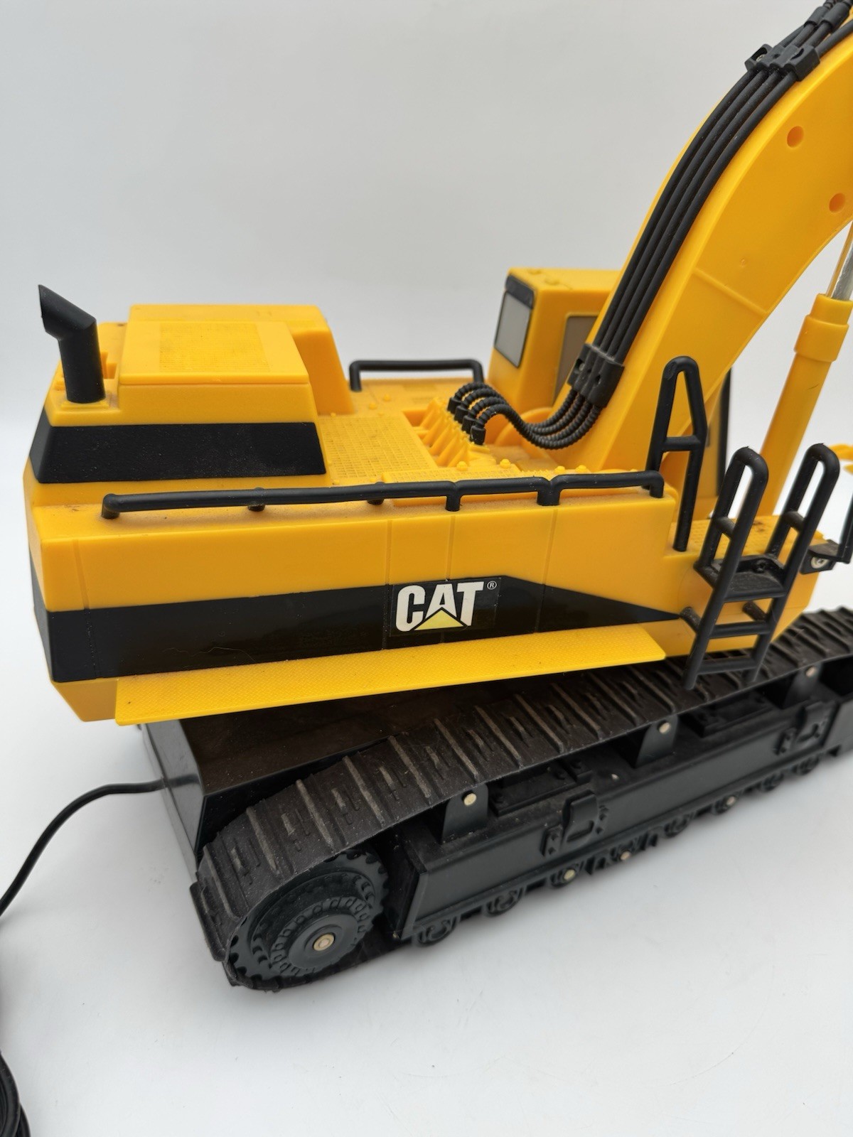 Toy State Industrial Caterpillar CAT Excavator 1993 VTG Wired R/C Tested Works