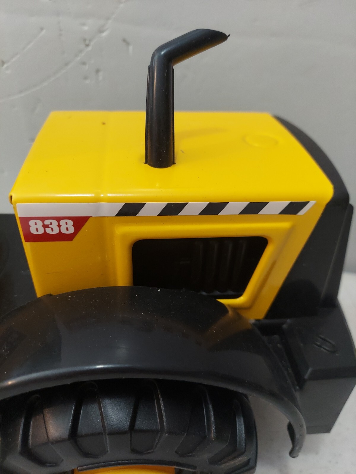 Tonka Steel Classics Front End Loader 838 slightly used
