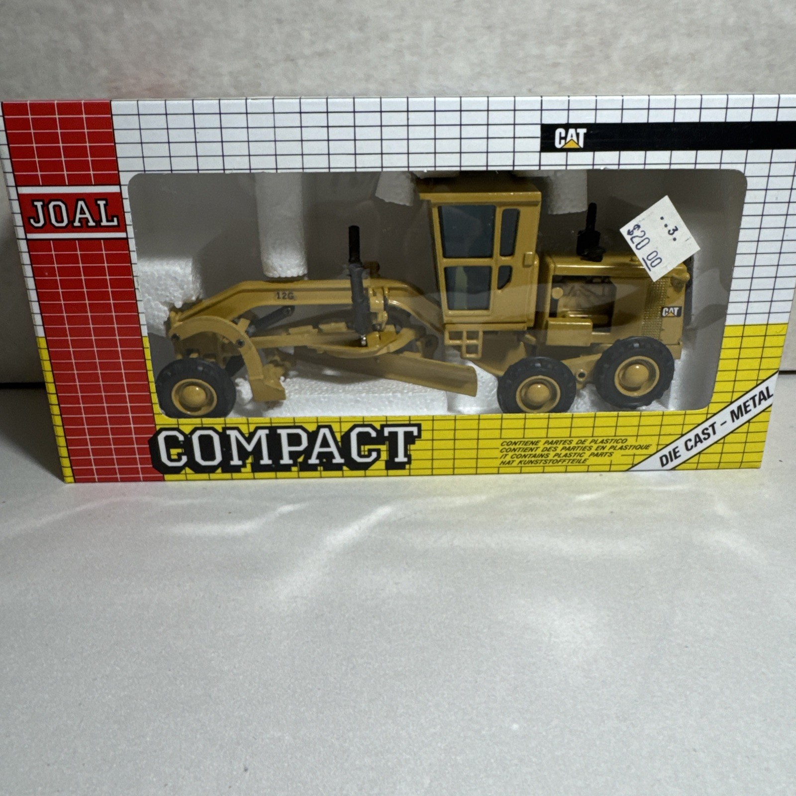 Joal Compact 217 Caterpillar Cat Leveller Scale Truck 1:50