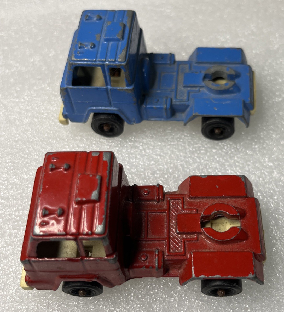 Vintage Tootsie Toy Small RED & BLUE Truck S-62