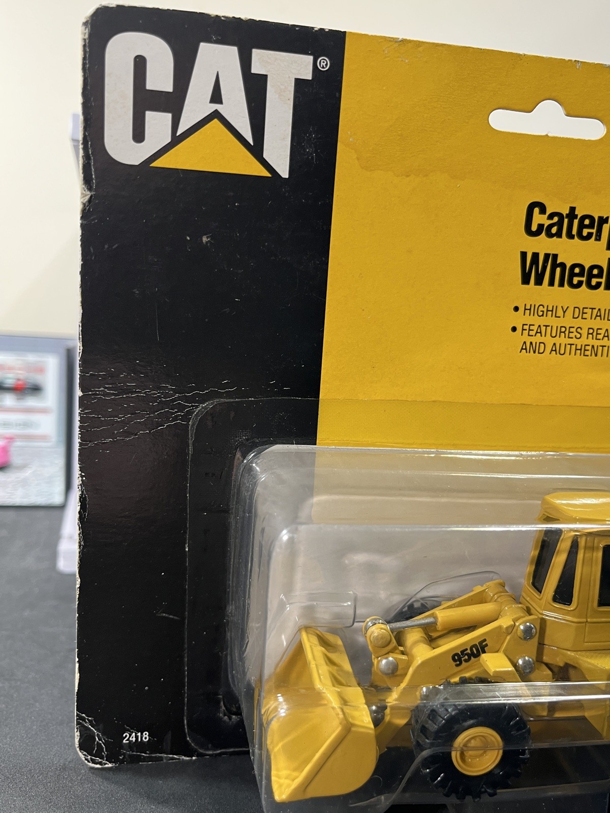 1992 ERTL CAT Caterpillar 950F Wheel Loader 1:64