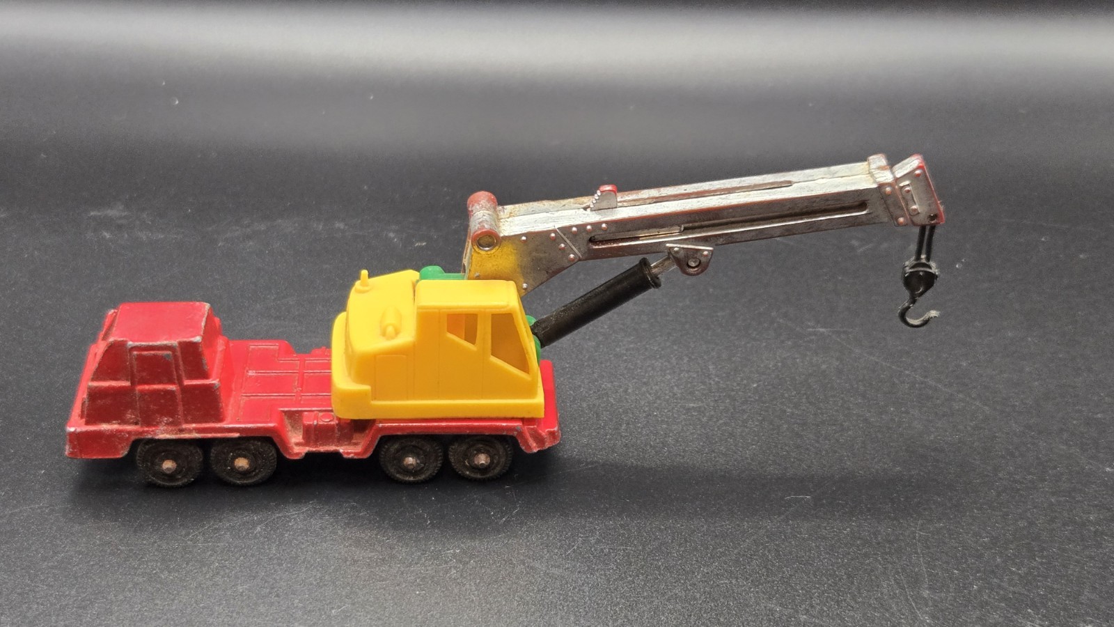 Vintage Tootsie Toy Construction Crane Works