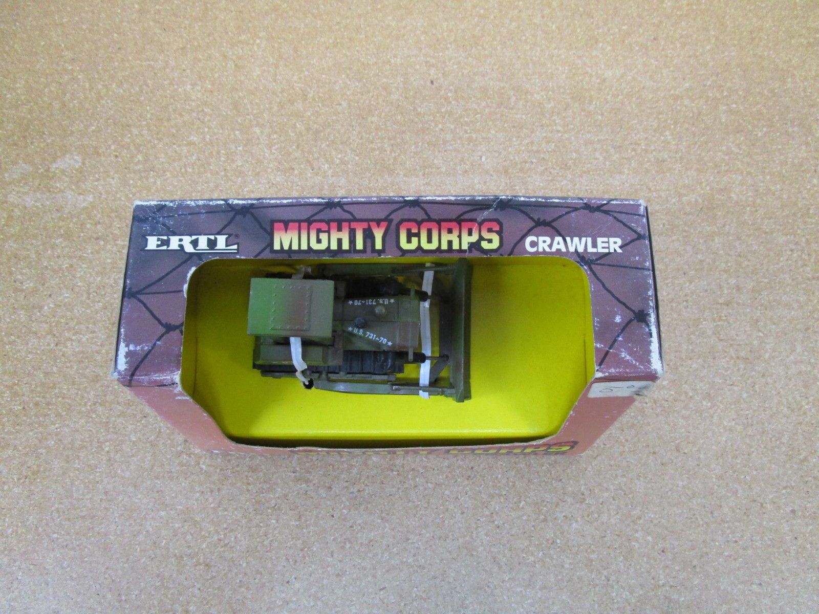 ERTL Mighty Corps CRAWLER 1/64 toy construction dozer bulldozer diecast B15Z