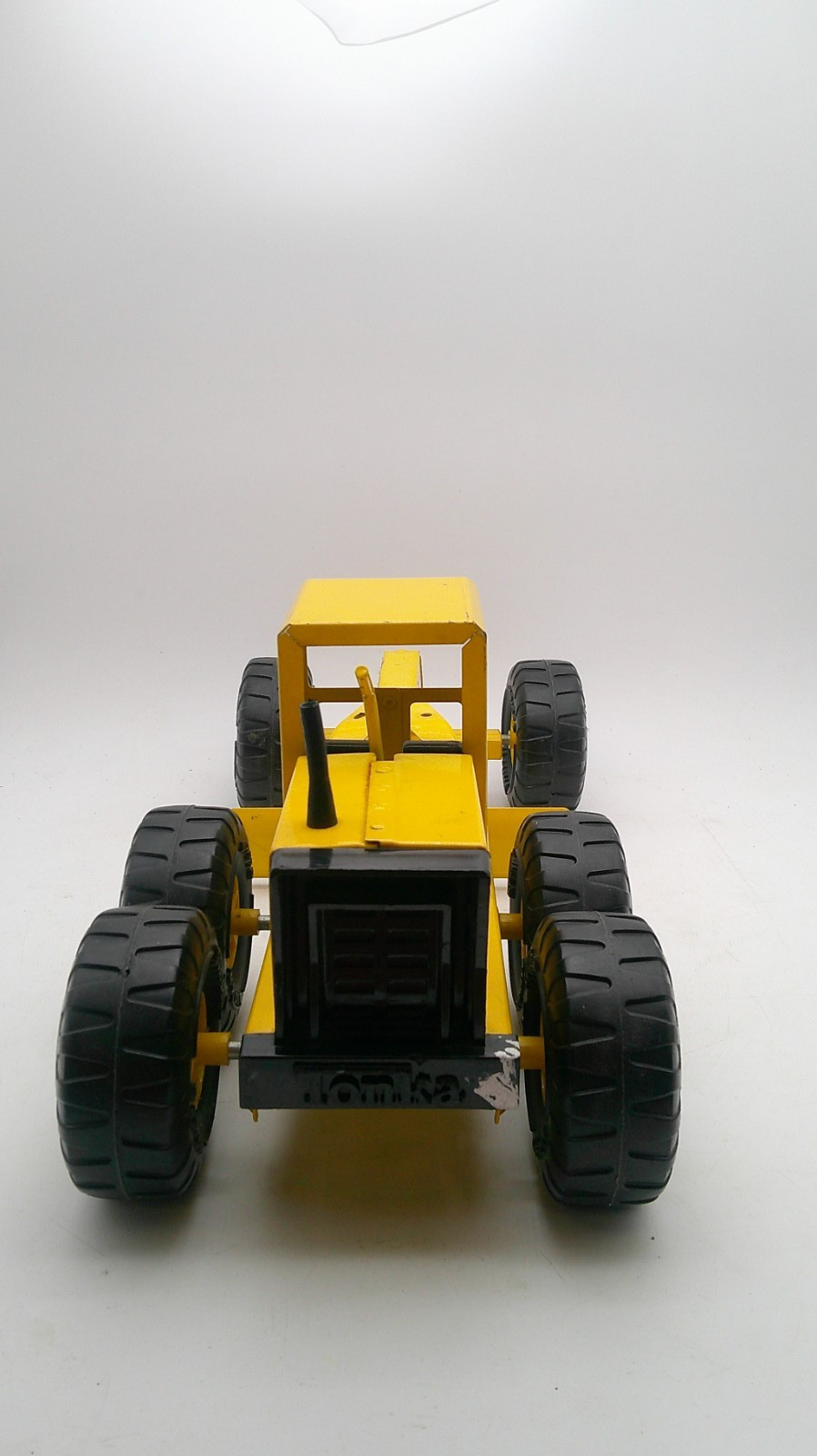 Vintage 1970s Metal Yellow 17″ Tonka Grader Used Condition