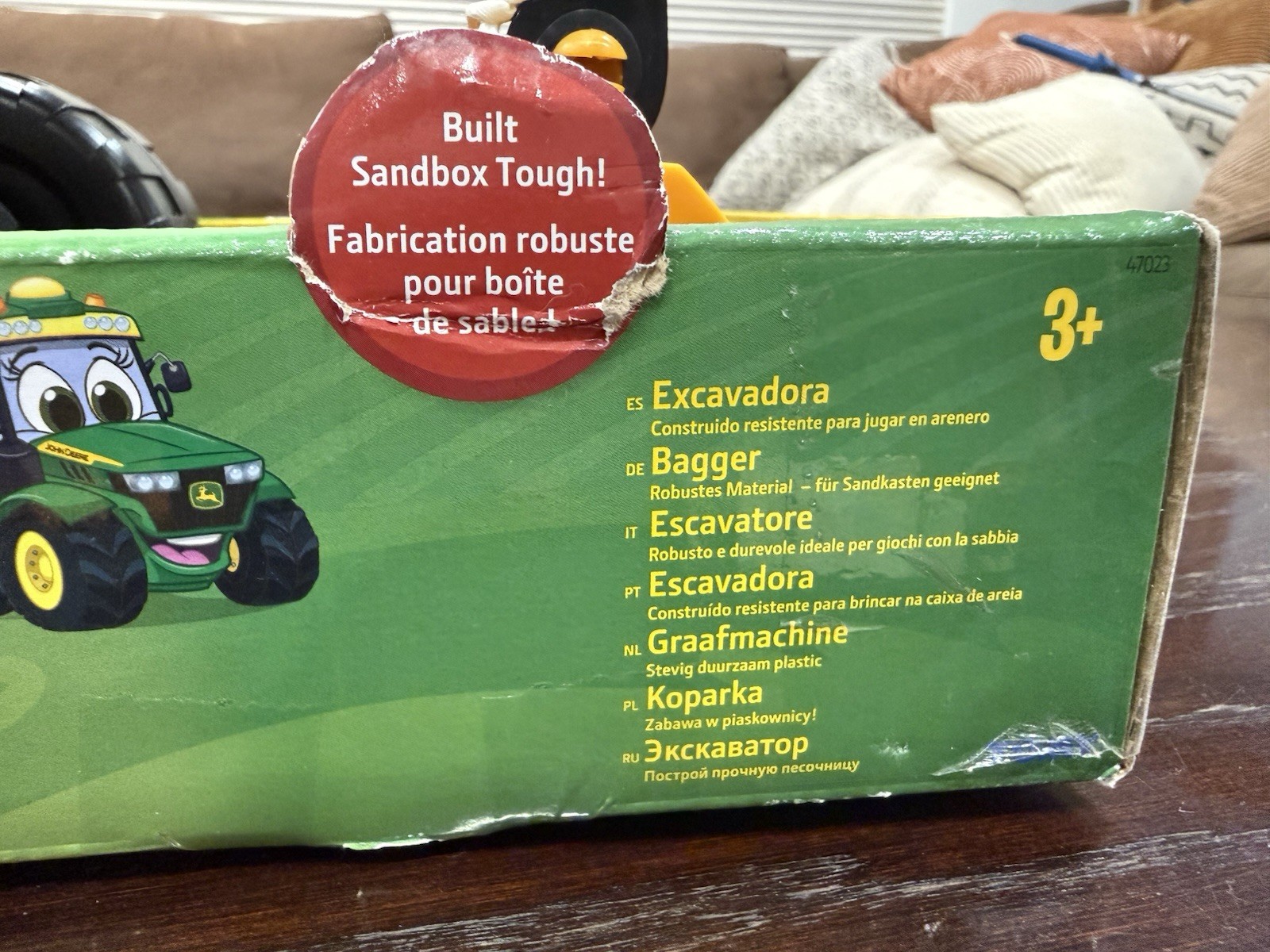 John Deere Sandbox Big Scoop Excavator Toy with Tilting Dump Bed – Construction
