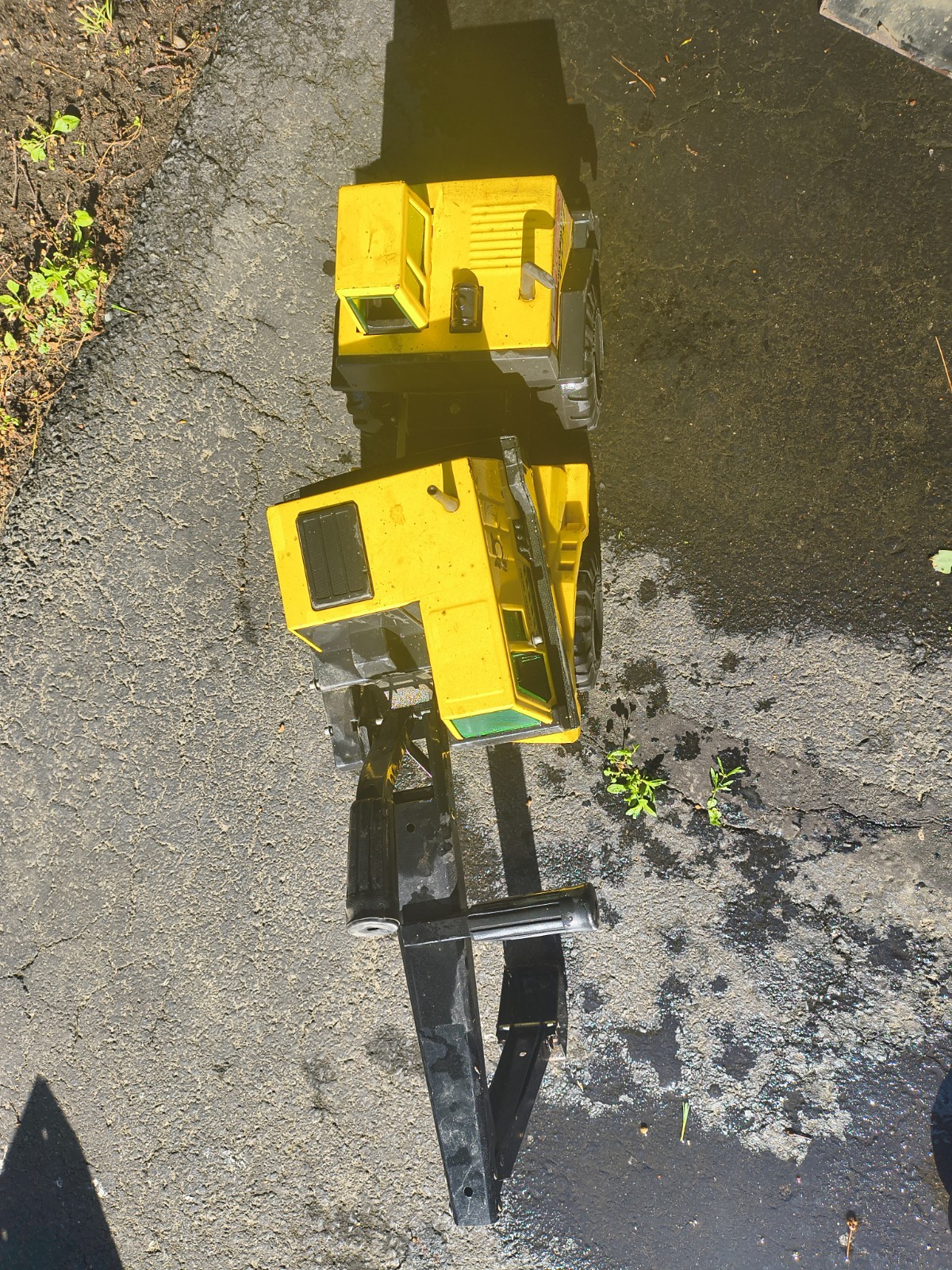 Tonka Mighty Diesel Excavator Backhoe Steel Truck Load 1210