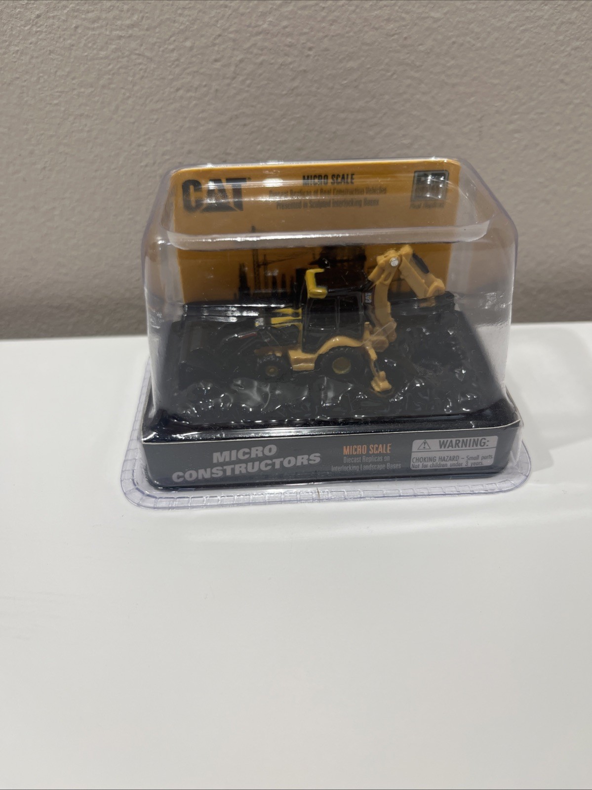 Caterpillar CAT 420E Backhoe Loader True 1:64 Diecast Micro-Scale D14