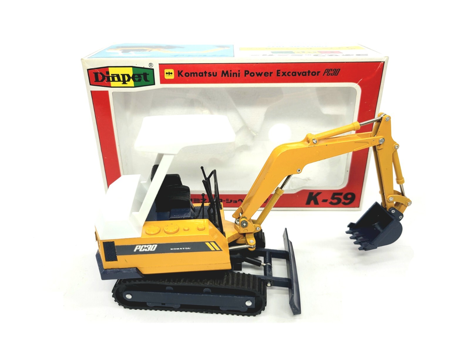 Komatsu PC30 Compact Excavator – Diapet 1:25 Scale Diecast Model #K-59 New