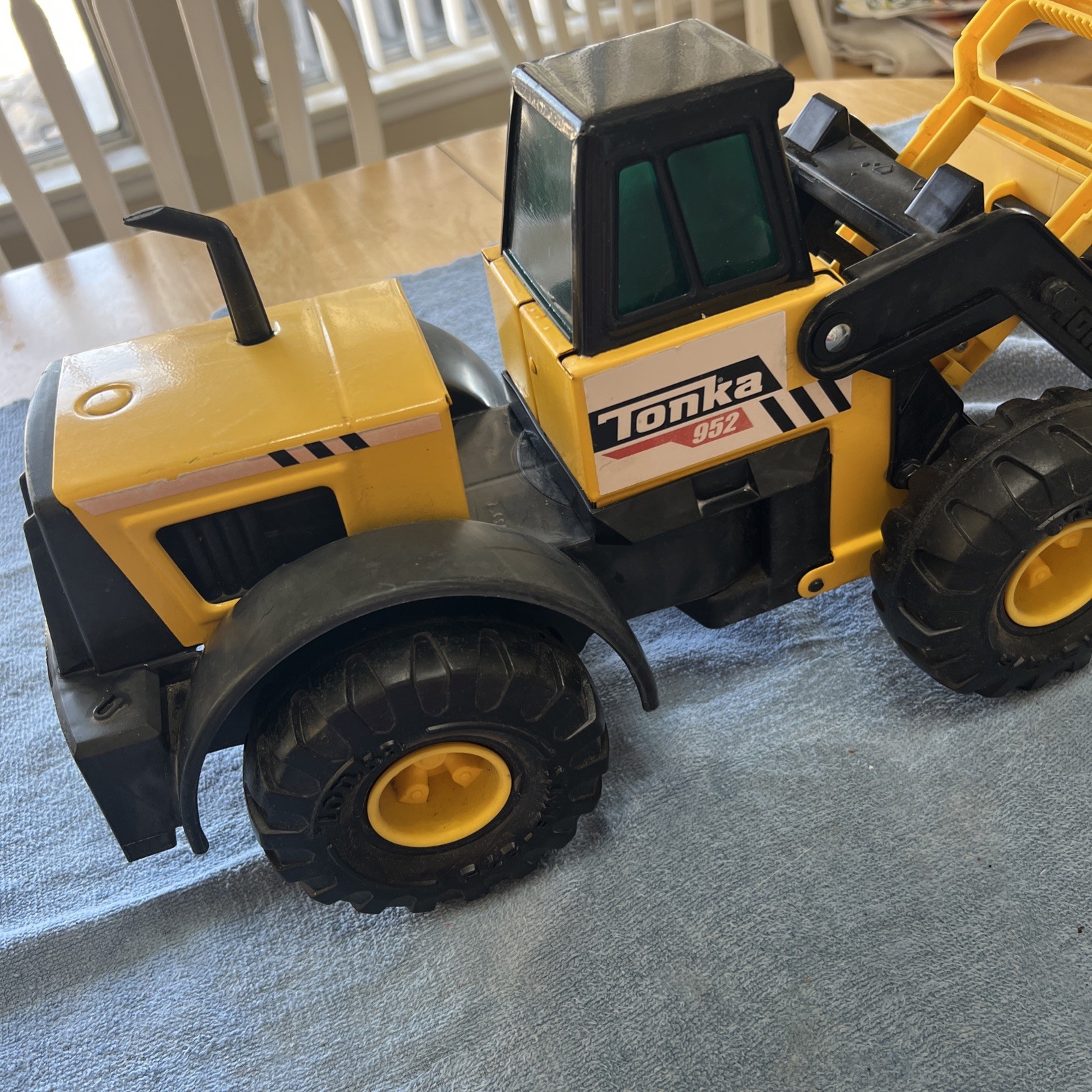 Tonka Steel Classics, Classic Front Loader 952 Big Construction Truck