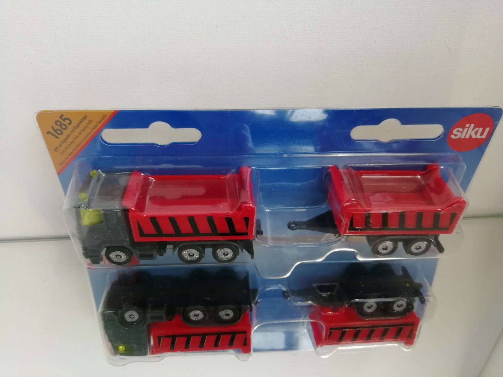 Siku 1685 Truck with Dumper Body With Tipping Trailer On Blister
