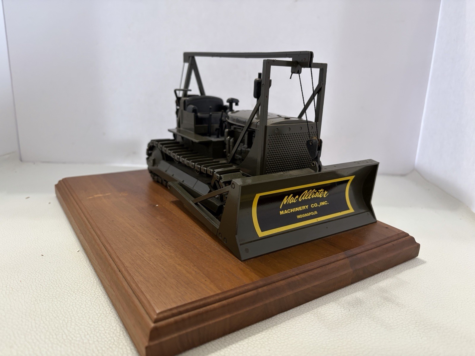 Caterpillar D7 Track Type Tractor 1:25 Norscot WWII 50th Anniversary w/Box
