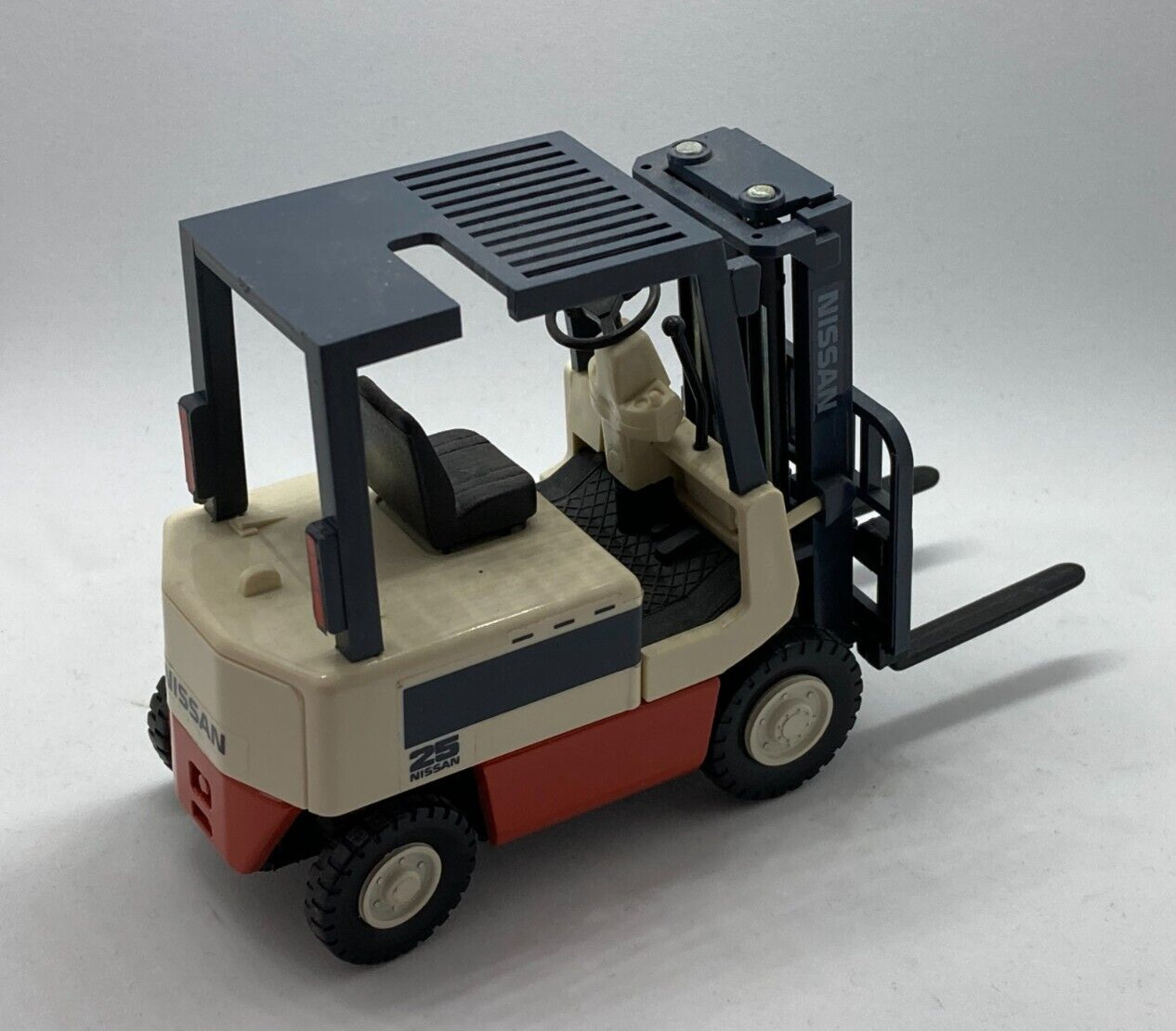 Nissan ( = Unicarriers) forklift fork lift truck VERY RARE