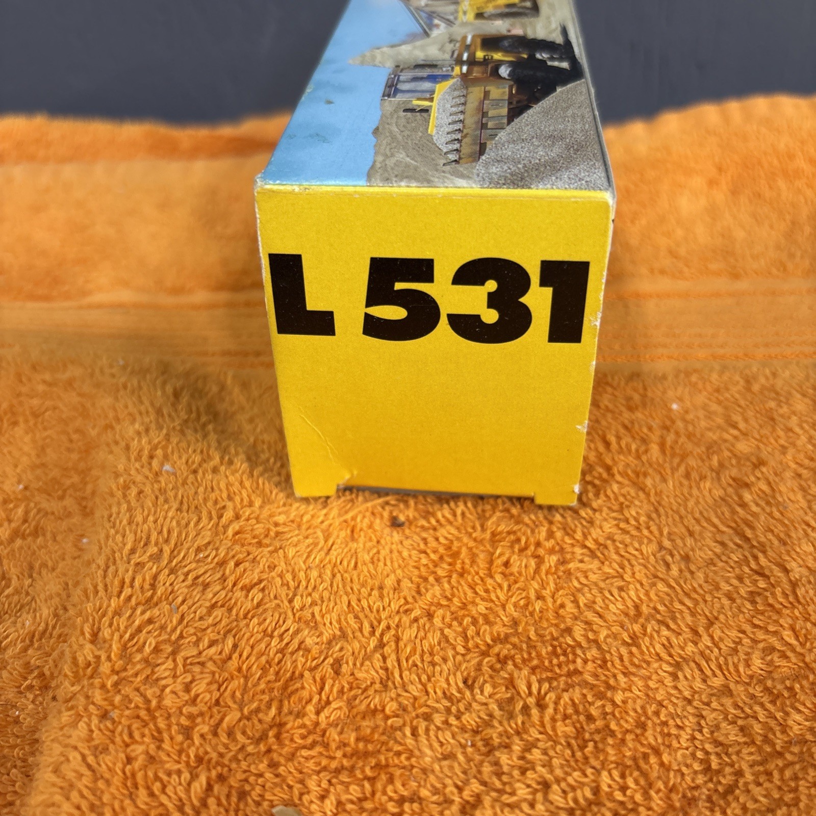 G-Conrad 2887 Liebherr L531 Wheel Loader 1/50 Die-cast NIB