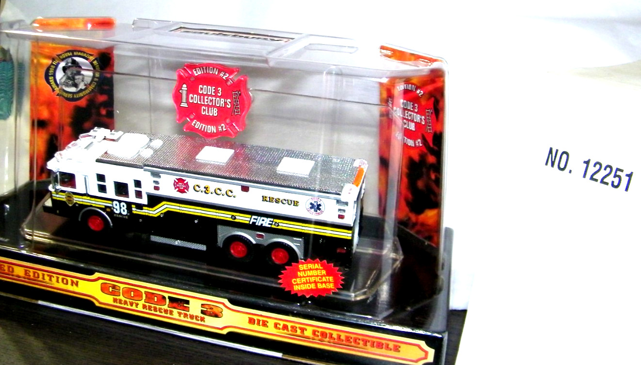 CODE 3 COLLECTIBLES 1:64 SAULSBURY HEAVY RESCUE #98 – CHIEF’S EDITION #2 12251