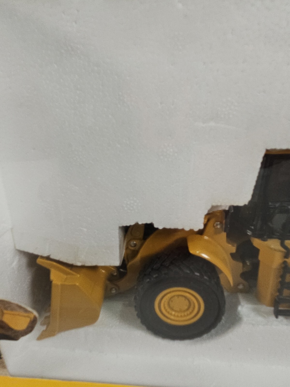 Norscot Cat 980G Wheel Loader 1:50 Scale #55027 Collectible Die Cast Model