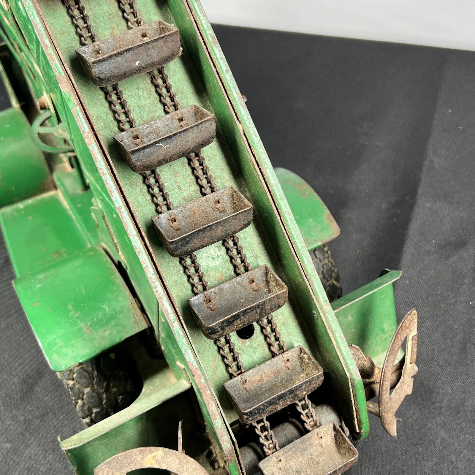 VTG Model Toys Doepke Barber Greene Back Loader Pressed Steel Conveyor