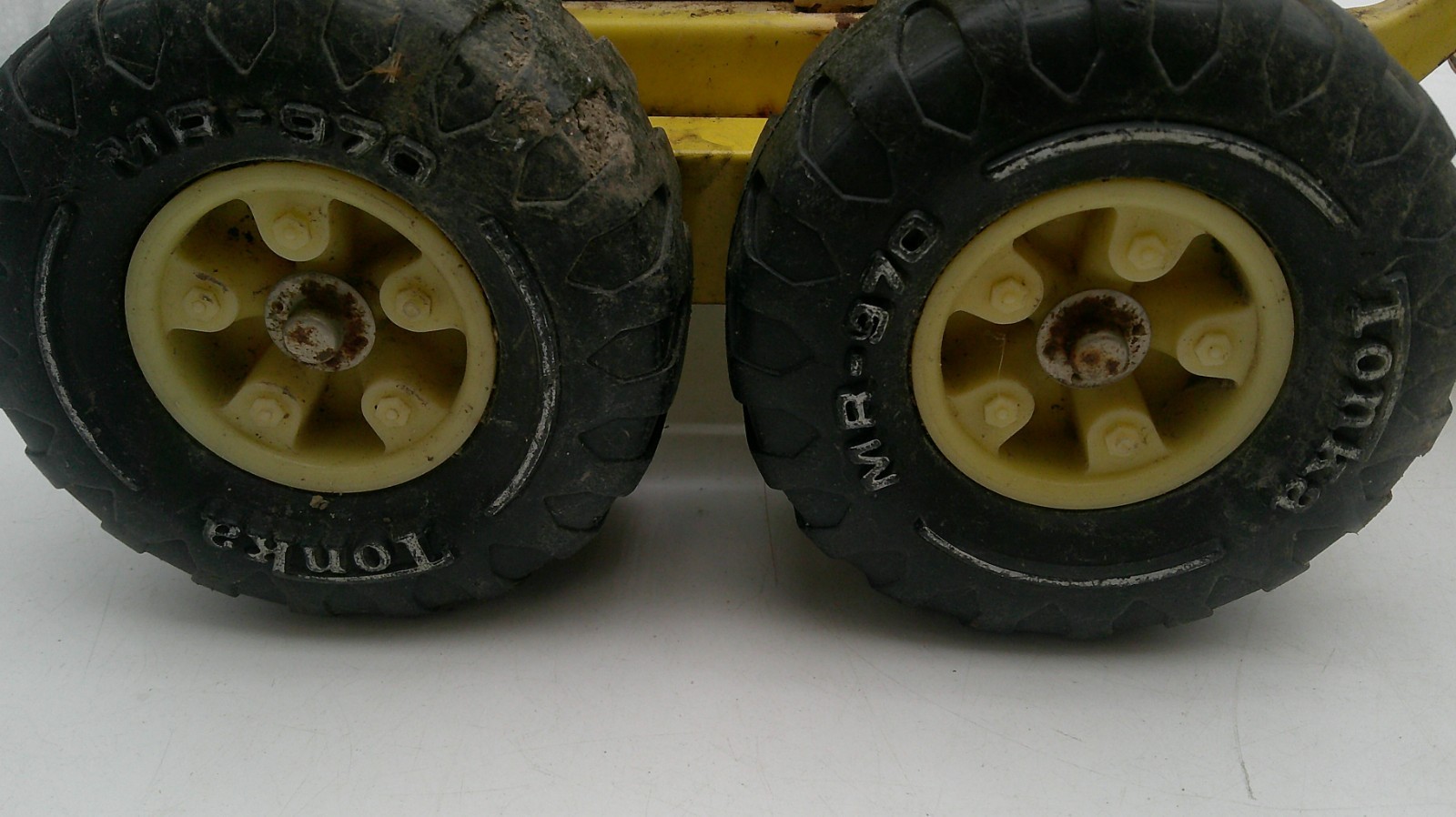 Vintage Tonka Pressed Steel Road Grader MR-970 17.5″ Fair Condition