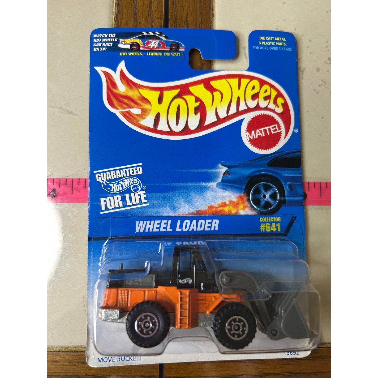 Hot Wheels 1996 Collector 641 Wheel Loader Orange Die Cast Toy Truck Mattel