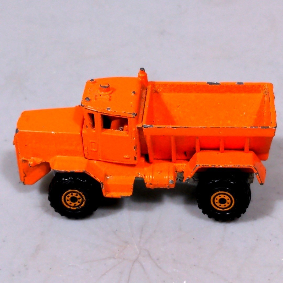 Vtg Hot Wheels Dump Truck Orange 1983 Mattel Diecast Construction Toy Vehicle