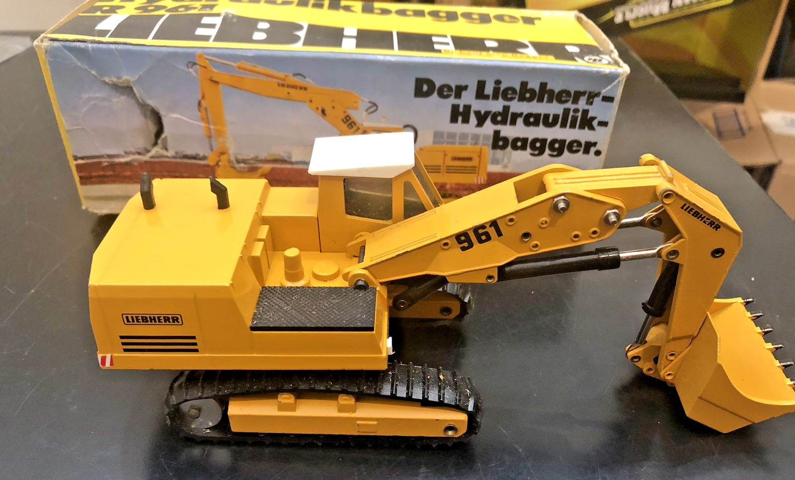 Gescha #278 Liebherr 961 Hydraulic Excavator Front Shovel Diecast Model – 1:50