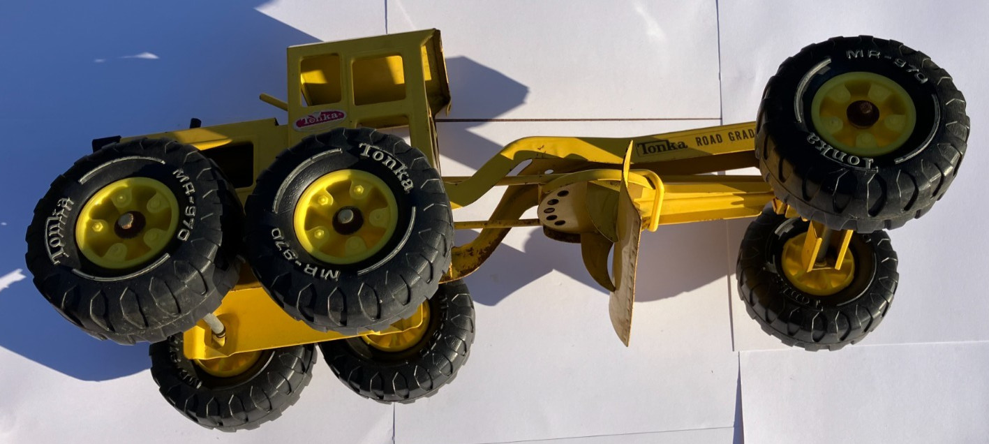Vintage 1970s Tonka Pressed Steel Road Grader Model 2510 featuring MR-970 tires!