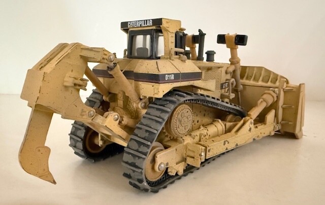 1:50 Caterpillar D11R “Machines At Work” Track Type Dozer 55179