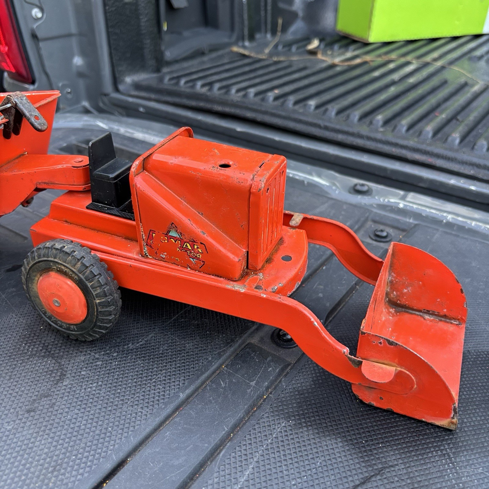 Vintage Marx Pressed Steel Lumar Contractor Earth Hauler