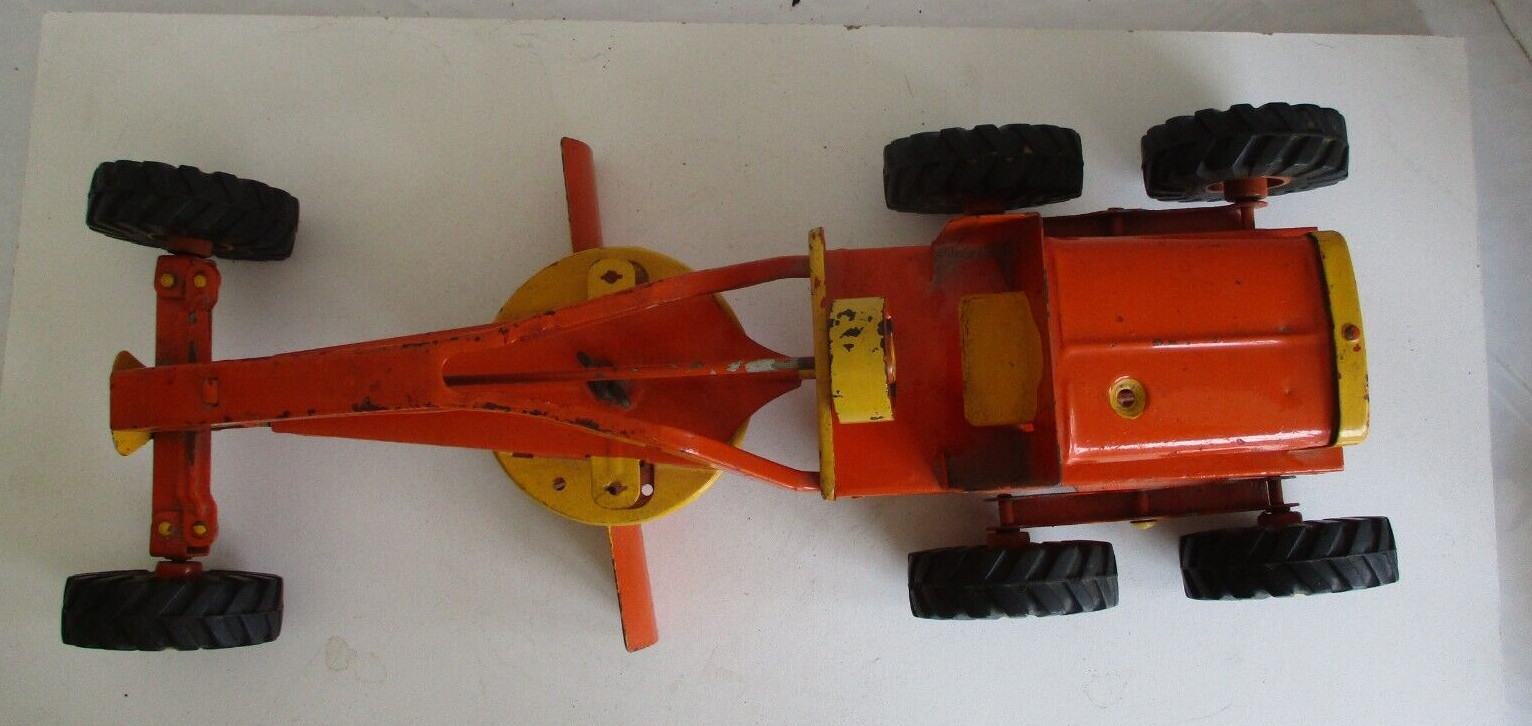 Vintage 1950s Marx Construction Road Grader