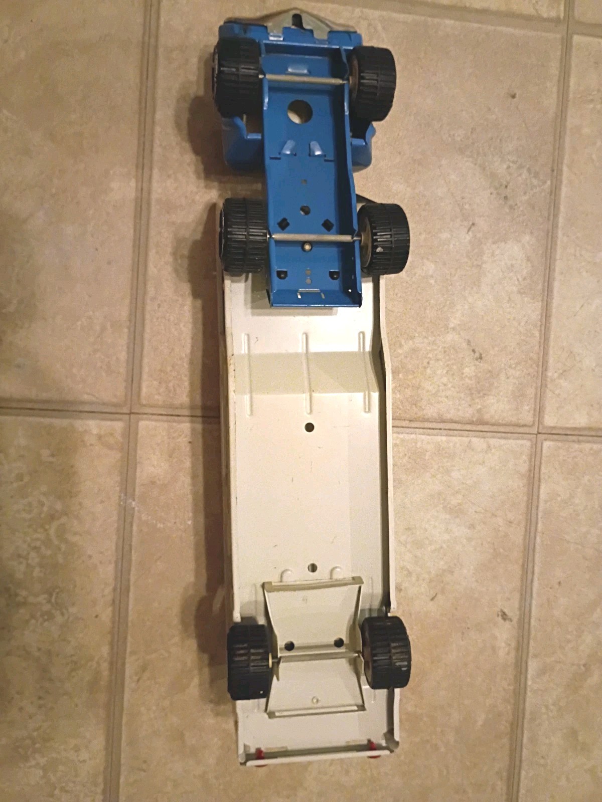 Tonka Motor Mover car hauler truck. Tractor And Trailer. Vintage