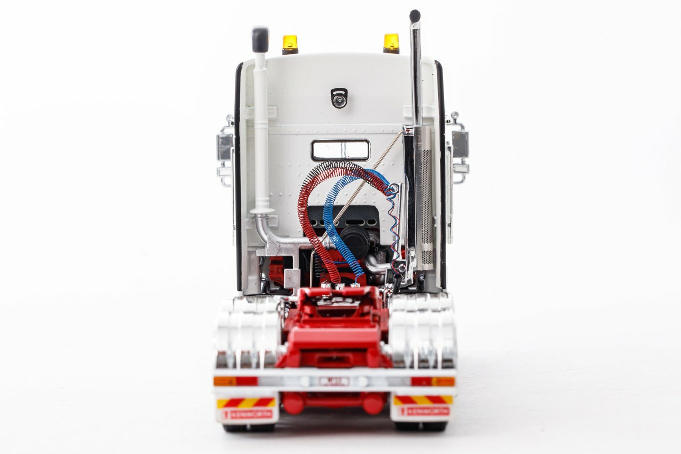 Kenworth K200 2.3 Cab Prime Mover Truck – White/Red Drake 1:50 Scale #Z01424 New