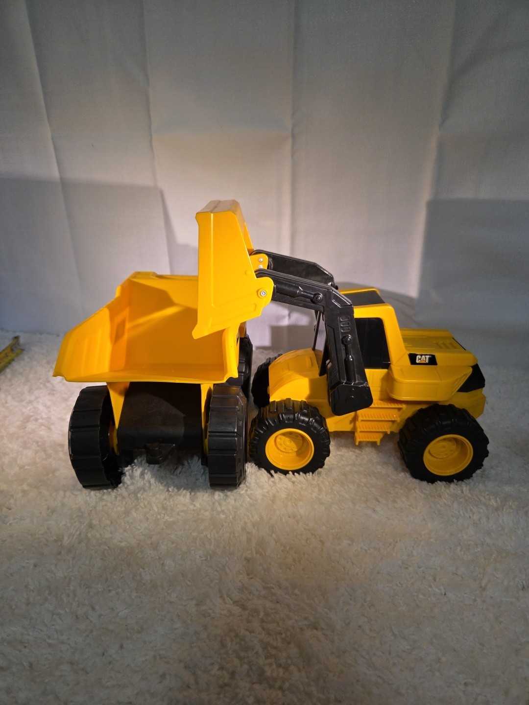 Kids Plastic Cat Loader And Dump Truck As Is- Loader May Need Batteries/Not Work