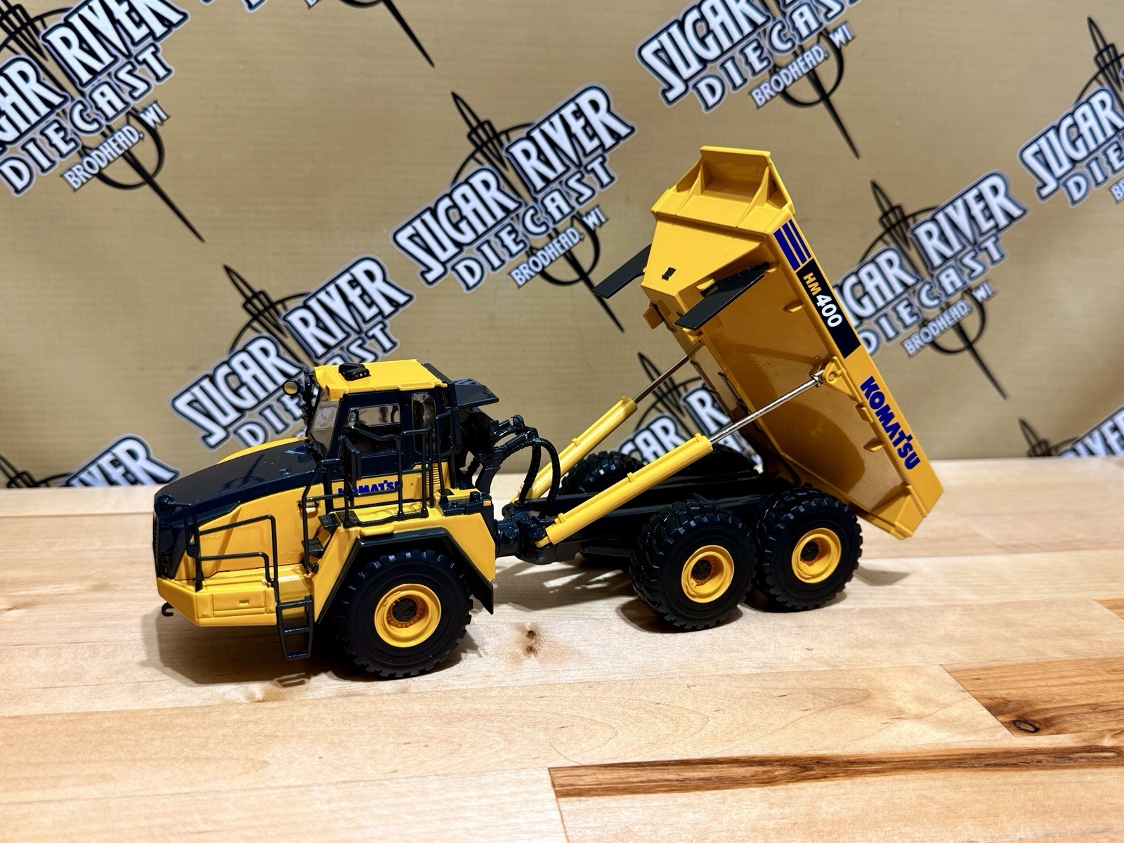 1:50 Komatsu HM400-5 Articulated Dump Truck First Gear Farm Toy