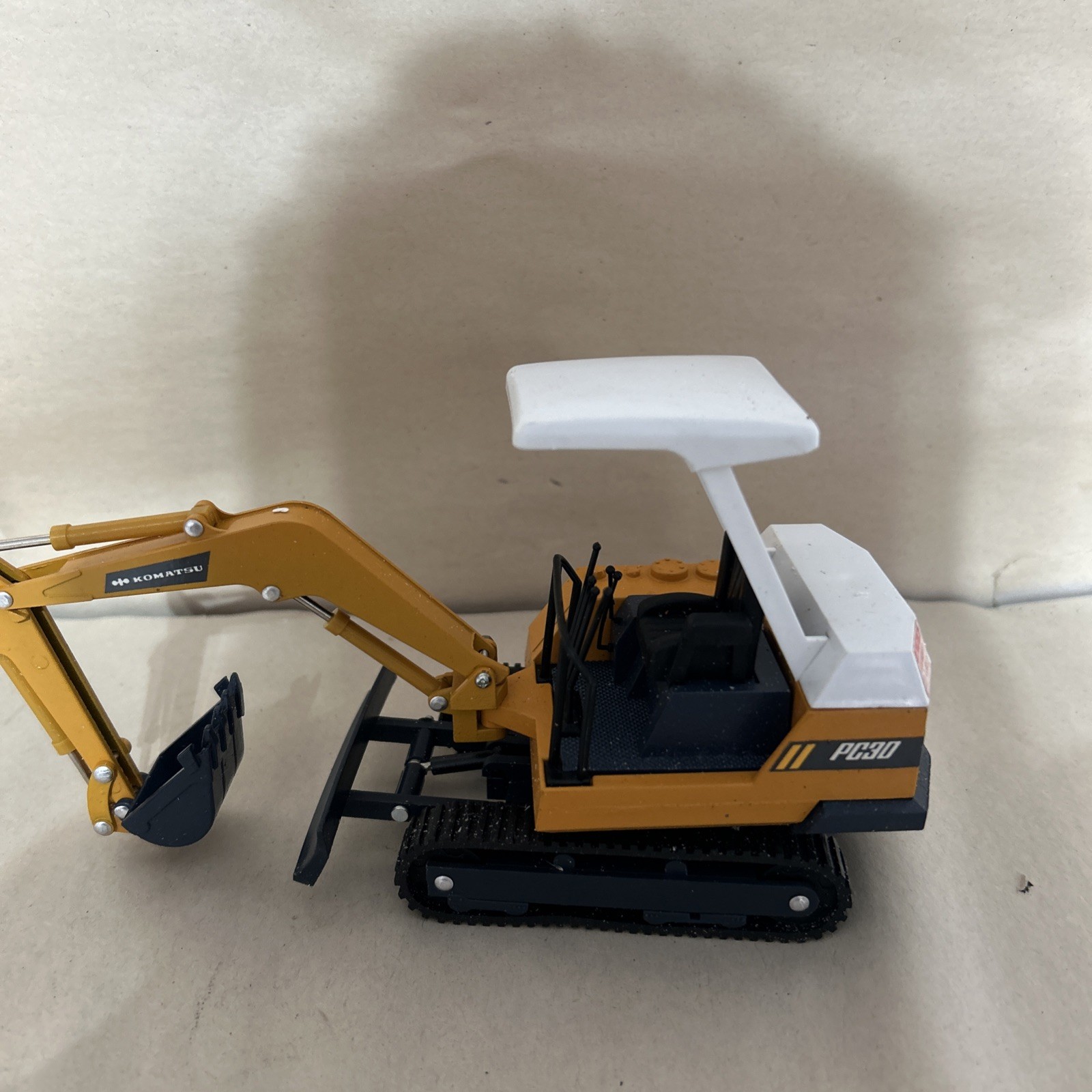 Diapet Komatsu K-59 box 1