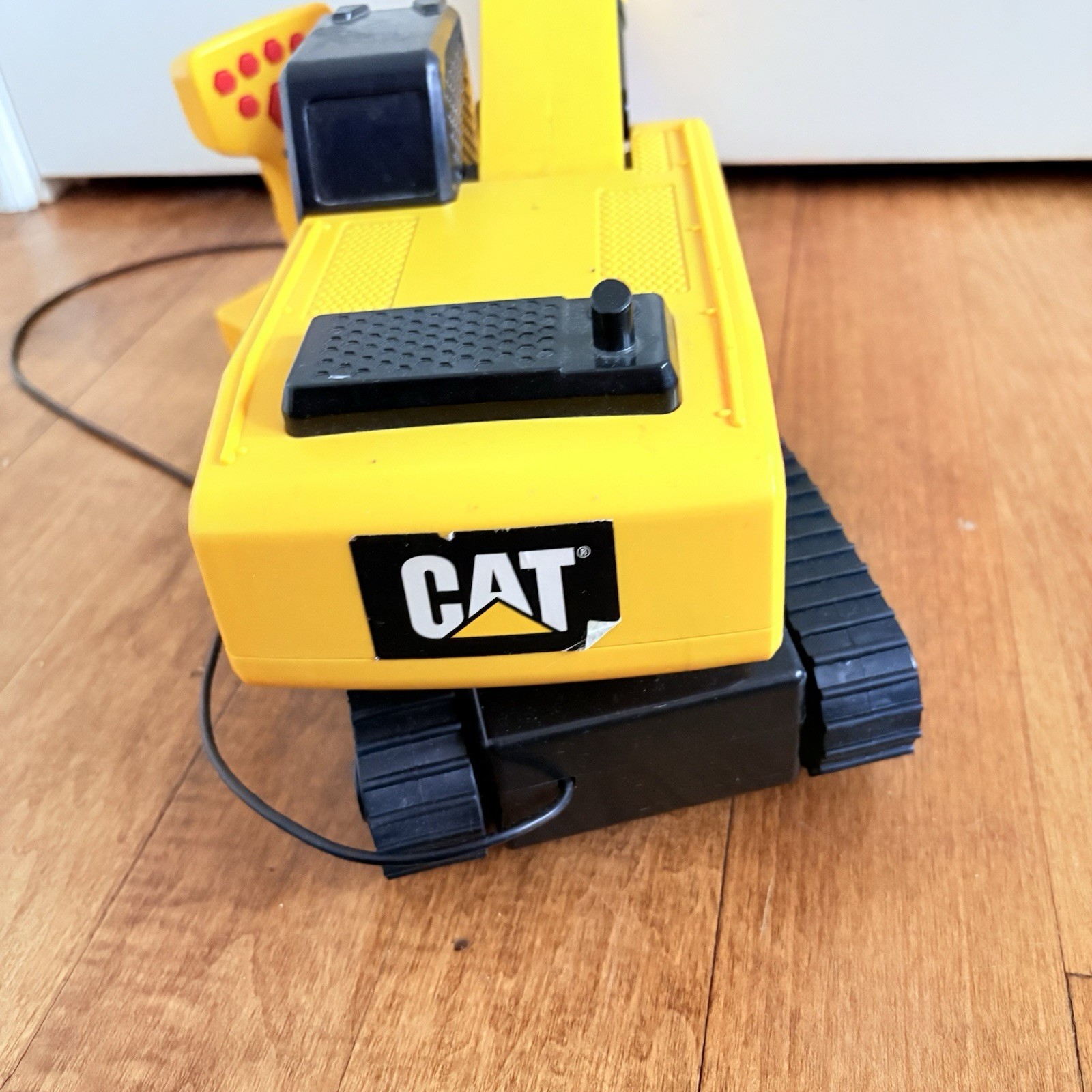 Toy State vintage plastic Caterpillar CAT wired Remote Control Excavator sounds